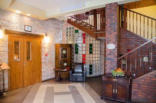 Amadeus Hotel Zielona Gora Exterior photo